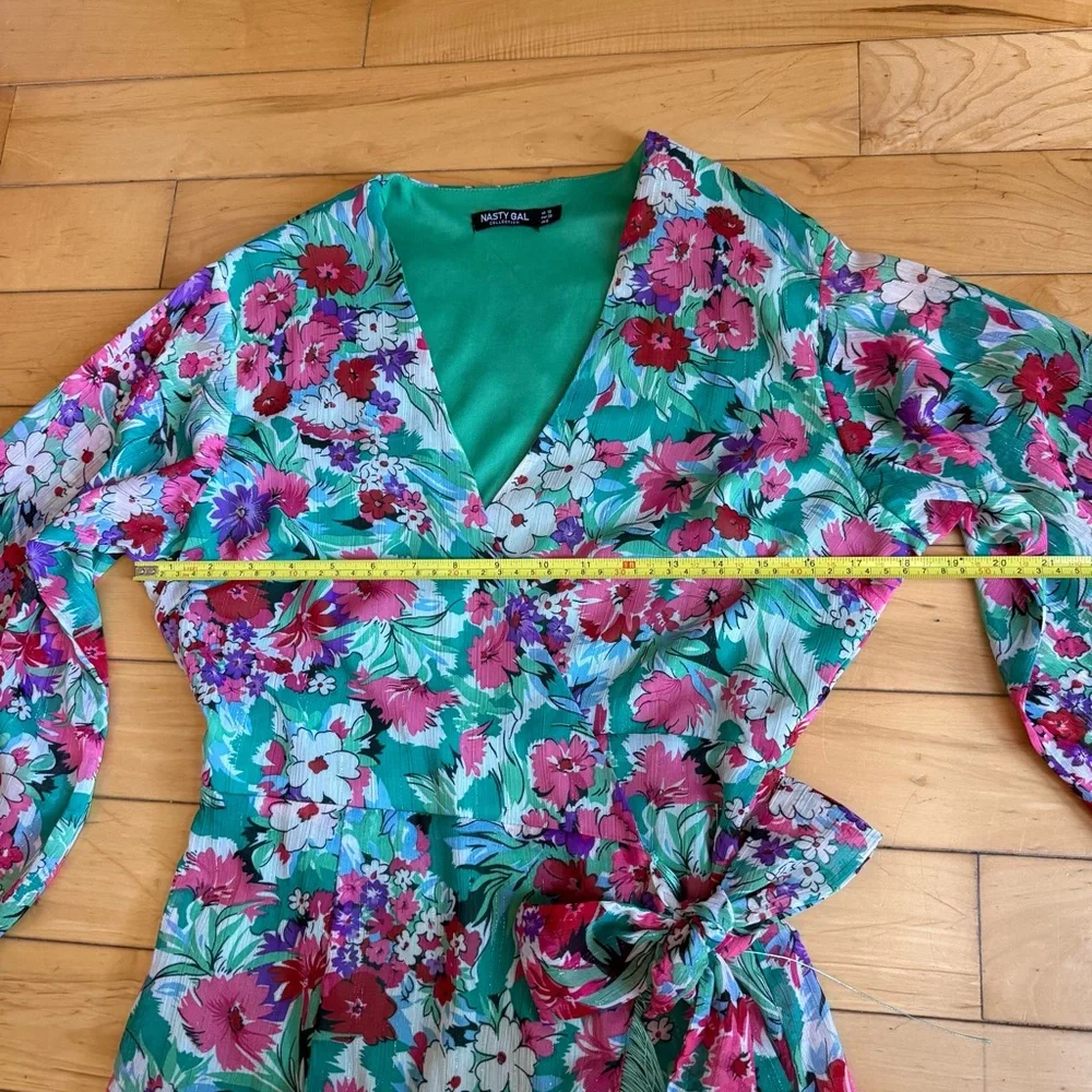 Nasty Gal Teal Floral Wrap Midi Dress with Fringe Size US 6 - Picture 9 of 10